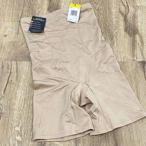 Bali 8097 High Waist Shaper Shorts M